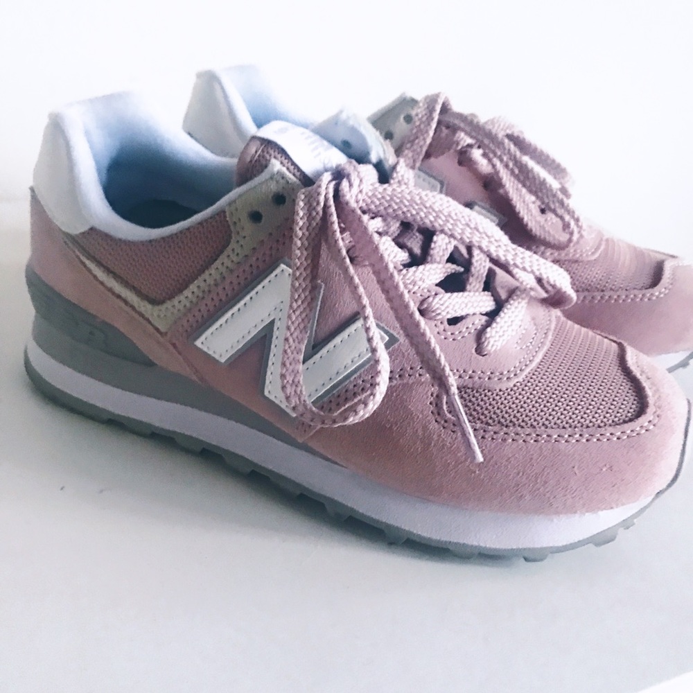 Pink New Balances 574 classics